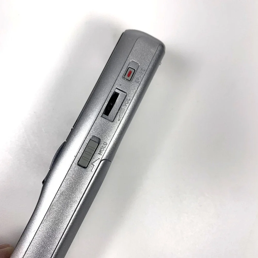 Sony ICD-B600 Mini Digital‎ Voice Recorder Handheld Silver Tested Working